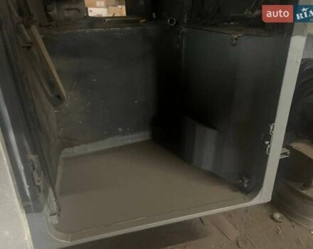 Белый Мерседес Туризмо, объемом двигателя 14.6 л и пробегом 1 тыс. км за 33000 $, фото 8 на Automoto.ua