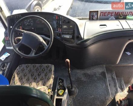 Белый Мерседес Туризмо, объемом двигателя 14.6 л и пробегом 1 тыс. км за 33000 $, фото 30 на Automoto.ua