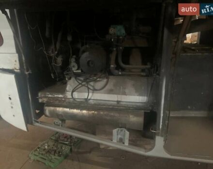 Белый Мерседес Туризмо, объемом двигателя 14.6 л и пробегом 1 тыс. км за 33000 $, фото 9 на Automoto.ua