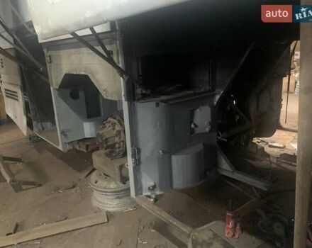 Белый Мерседес Туризмо, объемом двигателя 14.6 л и пробегом 1 тыс. км за 33000 $, фото 4 на Automoto.ua