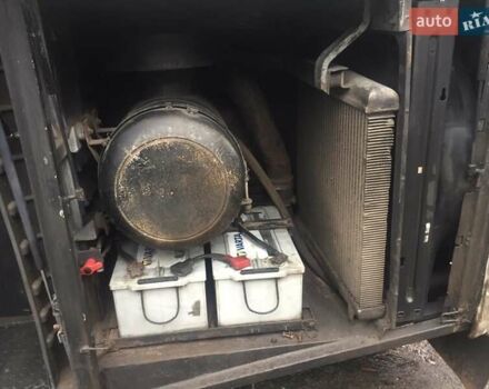 Белый Мерседес Туризмо, объемом двигателя 14.6 л и пробегом 1 тыс. км за 33000 $, фото 27 на Automoto.ua