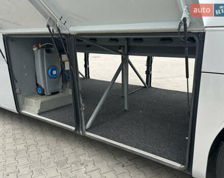 Серый Мерседес Туризмо, объемом двигателя 12 л и пробегом 150 тыс. км за 137070 $, фото 6 на Automoto.ua