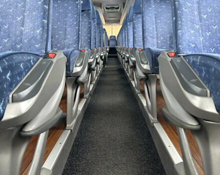 Серый Мерседес Туризмо, объемом двигателя 12 л и пробегом 150 тыс. км за 137070 $, фото 9 на Automoto.ua