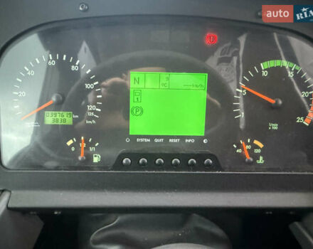 Зелений Мерседес Туризмо, об'ємом двигуна 11.97 л та пробігом 39 тис. км за 147000 $, фото 13 на Automoto.ua