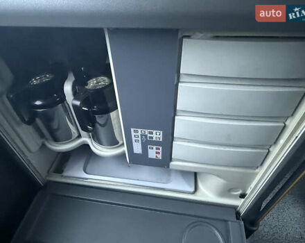 Зелений Мерседес Туризмо, об'ємом двигуна 11.97 л та пробігом 39 тис. км за 147000 $, фото 26 на Automoto.ua