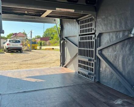 Білий Мерседес Травего, об'ємом двигуна 15.93 л та пробігом 420 тис. км за 98000 $, фото 9 на Automoto.ua