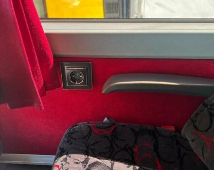 Білий Мерседес Травего, об'ємом двигуна 15.93 л та пробігом 420 тис. км за 98000 $, фото 24 на Automoto.ua