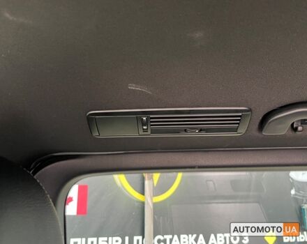 Белый Мерседес В 250, объемом двигателя 2.1 л и пробегом 158 тыс. км за 46000 $, фото 16 на Automoto.ua