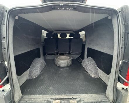 Белый Мерседес В-Класс, объемом двигателя 2.1 л и пробегом 361 тыс. км за 15000 $, фото 9 на Automoto.ua