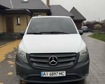 Белый Мерседес В-Класс, объемом двигателя 2.1 л и пробегом 361 тыс. км за 15000 $, фото 7 на Automoto.ua