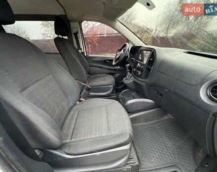 Белый Мерседес В-Класс, объемом двигателя 2.1 л и пробегом 361 тыс. км за 15000 $, фото 13 на Automoto.ua