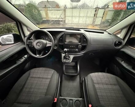 Белый Мерседес В-Класс, объемом двигателя 2.1 л и пробегом 361 тыс. км за 15000 $, фото 12 на Automoto.ua