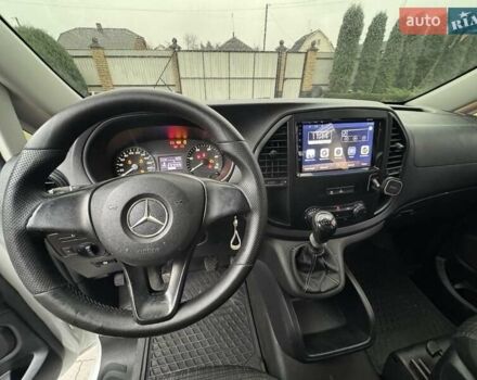 Белый Мерседес В-Класс, объемом двигателя 2.1 л и пробегом 361 тыс. км за 15000 $, фото 15 на Automoto.ua