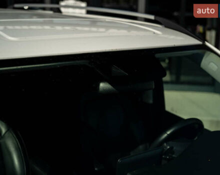 Білий Мерседес В-Клас, об'ємом двигуна 2.14 л та пробігом 153 тис. км за 38900 $, фото 9 на Automoto.ua