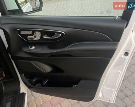 Білий Мерседес В-Клас, об'ємом двигуна 2.14 л та пробігом 289 тис. км за 28900 $, фото 24 на Automoto.ua