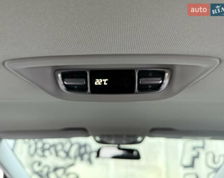 Мерседес В-Класс 2019 в Львове на Automoto.ua Белый Мерседес В-Класс, объемом двигателя 2.14 л и пробегом 112 тыс. км за 50900 $, фото 23 на Automoto.ua