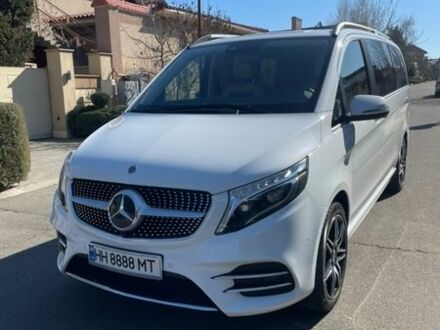 Белый Мерседес В-Класс, объемом двигателя 1.95 л и пробегом 40 тыс. км за 85000 $, фото 1 на Automoto.ua