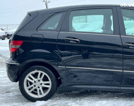 Черный Мерседес В-Класс, объемом двигателя 2.1 л и пробегом 265 тыс. км за 6990 $, фото 8 на Automoto.ua