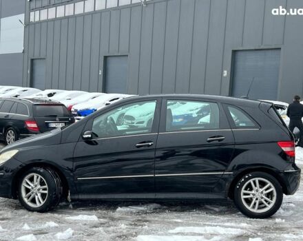 Черный Мерседес В-Класс, объемом двигателя 2.1 л и пробегом 265 тыс. км за 6990 $, фото 3 на Automoto.ua