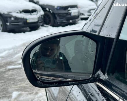 Черный Мерседес В-Класс, объемом двигателя 2.1 л и пробегом 265 тыс. км за 6990 $, фото 13 на Automoto.ua