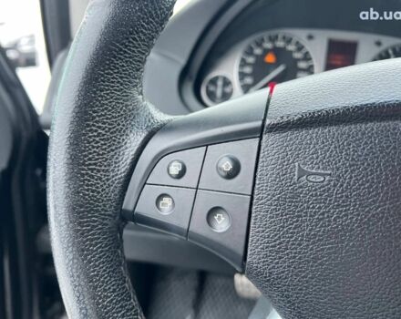 Черный Мерседес В-Класс, объемом двигателя 2.1 л и пробегом 265 тыс. км за 6990 $, фото 23 на Automoto.ua