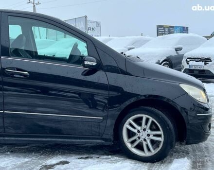 Черный Мерседес В-Класс, объемом двигателя 2.1 л и пробегом 265 тыс. км за 6990 $, фото 10 на Automoto.ua