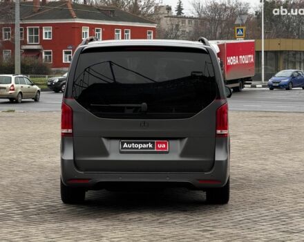 Черный Мерседес В-Класс, объемом двигателя 2.1 л и пробегом 103 тыс. км за 63790 $, фото 6 на Automoto.ua