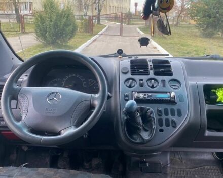 Черный Мерседес В-Класс, объемом двигателя 2.1 л и пробегом 400 тыс. км за 2900 $, фото 10 на Automoto.ua