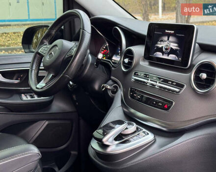 Черный Мерседес В-Класс, объемом двигателя 2 л и пробегом 301 тыс. км за 33000 $, фото 10 на Automoto.ua