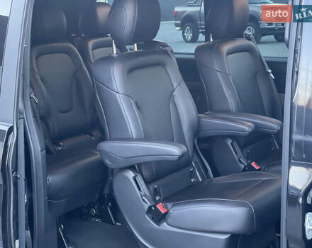 Черный Мерседес В-Класс, объемом двигателя 2.14 л и пробегом 332 тыс. км за 33300 $, фото 18 на Automoto.ua