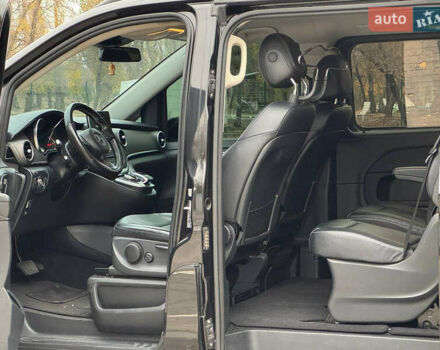 Черный Мерседес В-Класс, объемом двигателя 2 л и пробегом 301 тыс. км за 33000 $, фото 14 на Automoto.ua