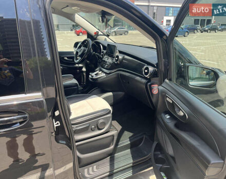 Черный Мерседес В-Класс, объемом двигателя 2.14 л и пробегом 439 тыс. км за 26000 $, фото 3 на Automoto.ua