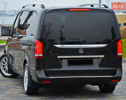 Чорний Мерседес В-Клас, об'ємом двигуна 2.14 л та пробігом 178 тис. км за 42800 $, фото 6 на Automoto.ua