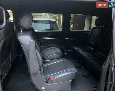 Черный Мерседес В-Класс, объемом двигателя 2.14 л и пробегом 135 тыс. км за 40000 $, фото 6 на Automoto.ua