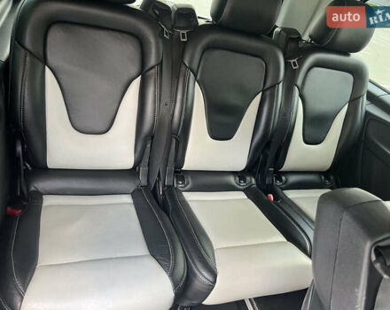 Черный Мерседес В-Класс, объемом двигателя 2.14 л и пробегом 439 тыс. км за 26000 $, фото 6 на Automoto.ua