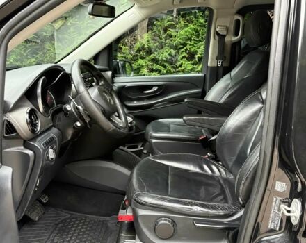 Чорний Мерседес В-Клас, об'ємом двигуна 2.1 л та пробігом 79 тис. км за 11000 $, фото 7 на Automoto.ua