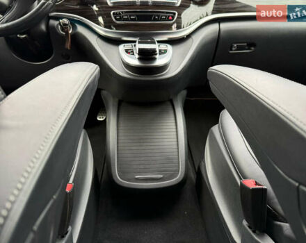 Чорний Мерседес В-Клас, об'ємом двигуна 2.14 л та пробігом 298 тис. км за 36800 $, фото 12 на Automoto.ua