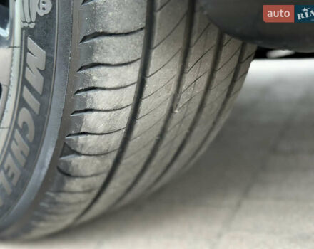 Мерседес В-Класс 2016 в Киеве на Automoto.ua Черный Мерседес В-Класс, объемом двигателя 2.14 л и пробегом 168 тыс. км за 51000 $, фото 92 на Automoto.ua