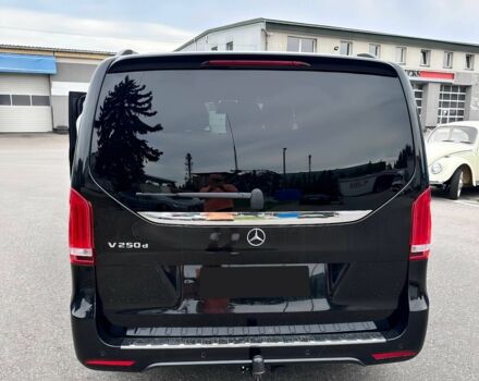 Черный Мерседес В-Класс, объемом двигателя 2 л и пробегом 71 тыс. км за 10900 $, фото 5 на Automoto.ua