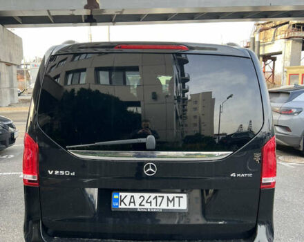 Чорний Мерседес В-Клас, об'ємом двигуна 2.14 л та пробігом 368 тис. км за 30000 $, фото 5 на Automoto.ua