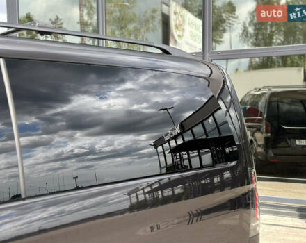 Мерседес В-Класс 2016 в Киеве на Automoto.ua Черный Мерседес В-Класс, объемом двигателя 2.14 л и пробегом 168 тыс. км за 51000 $, фото 86 на Automoto.ua