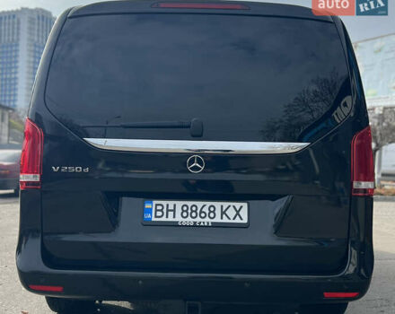 Черный Мерседес В-Класс, объемом двигателя 2.14 л и пробегом 341 тыс. км за 35000 $, фото 5 на Automoto.ua