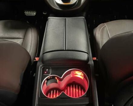 Черный Мерседес В-Класс, объемом двигателя 2.14 л и пробегом 312 тыс. км за 45700 $, фото 52 на Automoto.ua