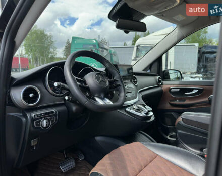 Мерседес В-Класс 2016 в Киеве на Automoto.ua Черный Мерседес В-Класс, объемом двигателя 2.14 л и пробегом 168 тыс. км за 51000 $, фото 26 на Automoto.ua