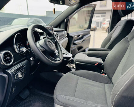 Черный Мерседес В-Класс, объемом двигателя 2.2 л и пробегом 478 тыс. км за 30000 $, фото 42 на Automoto.ua