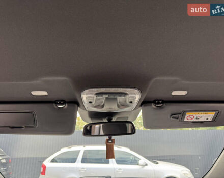 Черный Мерседес В-Класс, объемом двигателя 2.2 л и пробегом 478 тыс. км за 30000 $, фото 59 на Automoto.ua