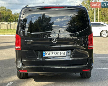 Мерседес В-Класс 2017 в Киеве на Automoto.ua Черный Мерседес В-Класс, объемом двигателя 2.14 л и пробегом 480 тыс. км за 32900 $, фото 5 на Automoto.ua