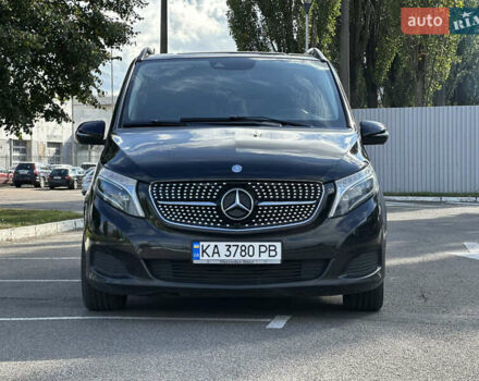 Мерседес В-Класс 2017 в Киеве на Automoto.ua Черный Мерседес В-Класс, объемом двигателя 2.14 л и пробегом 480 тыс. км за 32900 $, фото 1 на Automoto.ua