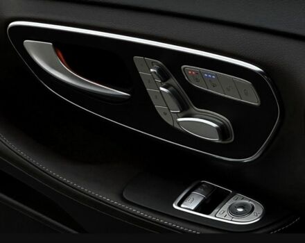 Черный Мерседес В-Класс, объемом двигателя 2.5 л и пробегом 220 тыс. км за 50800 $, фото 11 на Automoto.ua