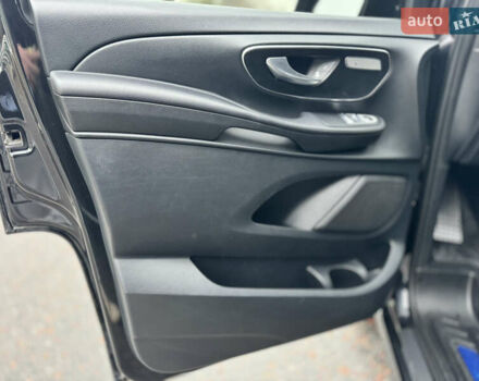 Черный Мерседес В-Класс, объемом двигателя 2.14 л и пробегом 220 тыс. км за 37500 $, фото 30 на Automoto.ua